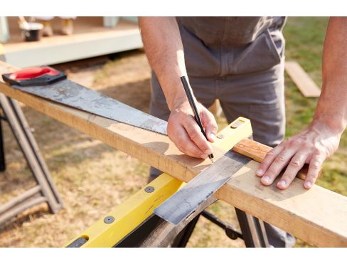 How to Use Building Trestles for Garden Projects